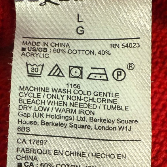 GAP Factory Women’s Size Large Red Crew Neck Sweater with Cable Knit Front - Picture 6 of 6